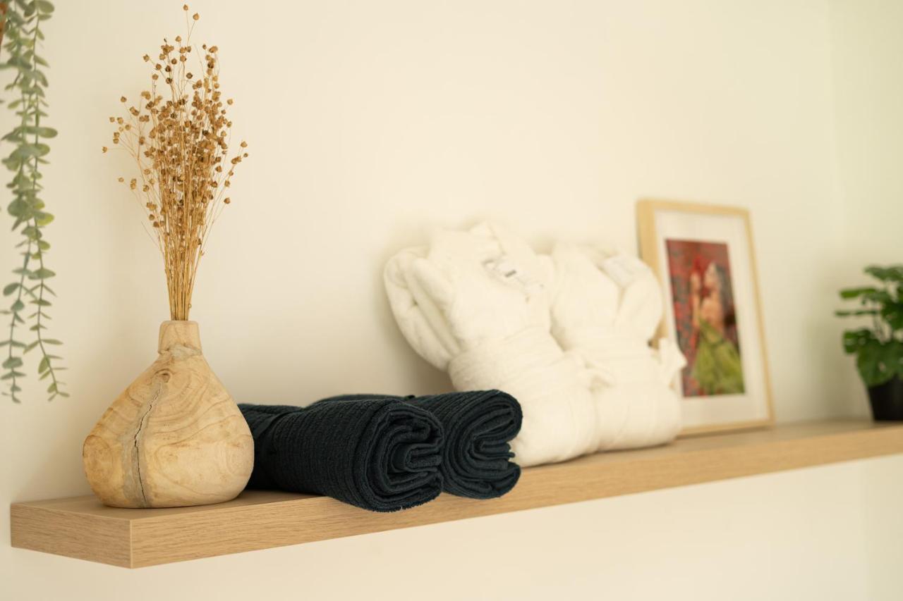 Capsule Nature & Photos - Jacuzzi - Netflix & Home Cinema - Ps5 & Jeu Thun-Saint-Martin Bagian luar foto