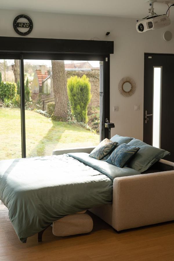 Capsule Nature & Photos - Jacuzzi - Netflix & Home Cinema - Ps5 & Jeu Thun-Saint-Martin Bagian luar foto